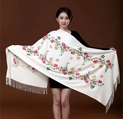 New Green Embroider Flower Pashmina Cashmere Scarf For Women Winter Warm Long Tassels Scarf Shawl Fashion Shawl Scarves Warps