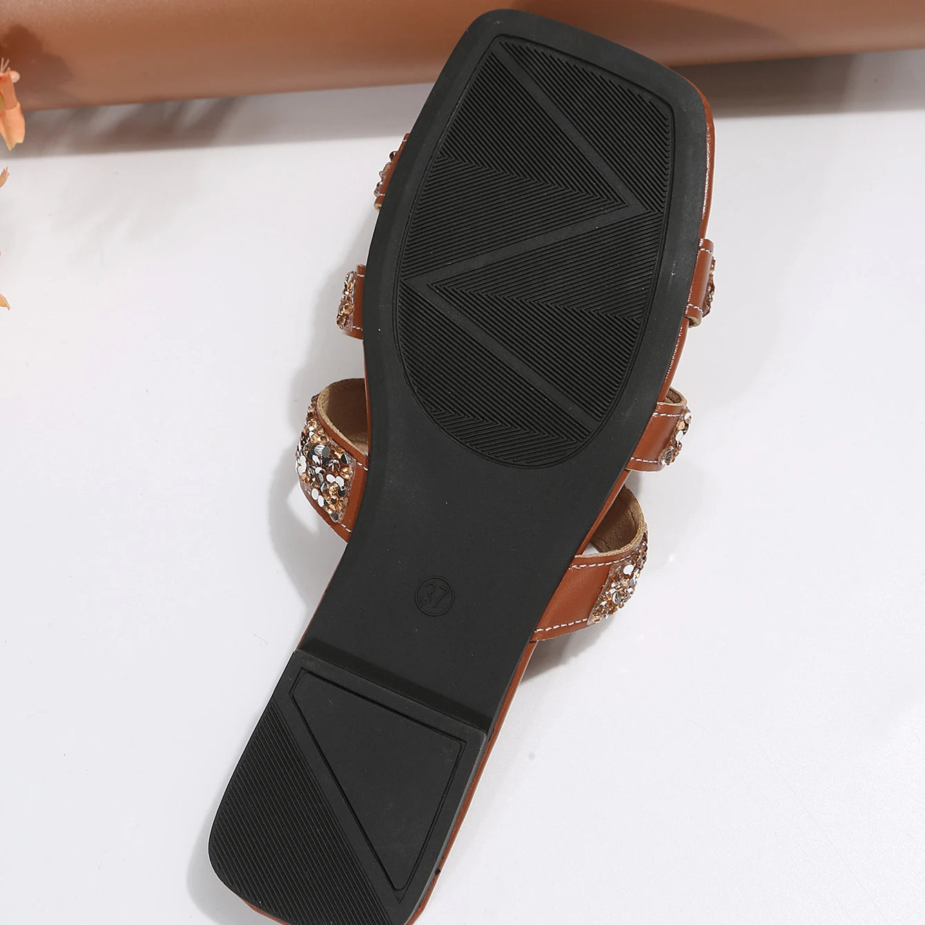 2024 New Yingyuan  Sequins Square Head Roman Style Sandals Flat slippers Z-261