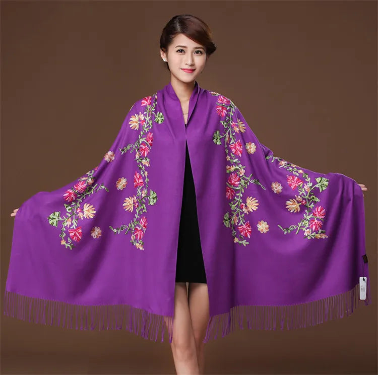 New Black Embroider Flower Pashmina Cashmere Scarf For Women Winter Warm Fine Tassels Scarf Shawl Fashion Shawl Scarves