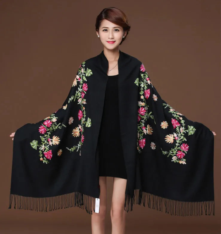 New Black Embroider Flower Pashmina Cashmere Scarf For Women Winter Warm Fine Tassels Scarf Shawl Fashion Shawl Scarves