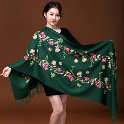 New Black Embroider Flower Pashmina Cashmere Scarf For Women Winter Warm Fine Tassels Scarf Shawl Fashion Shawl Scarves