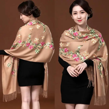 New Green Embroider Flower Pashmina Cashmere Scarf For Women Winter Warm Long Tassels Scarf Shawl Fashion Shawl Scarves Warps