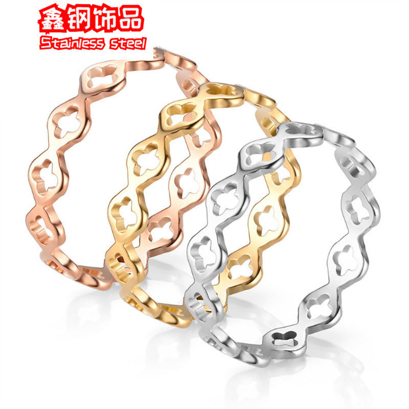 in stock Titanium Steel Ring Women's Design Diamond Sense Niche Light Luxury Style Four-leaf Clover Women's Color-free Exquisite