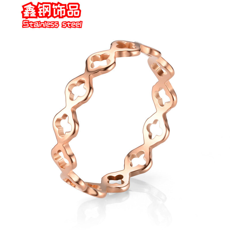 in stock Titanium Steel Ring Women's Design Diamond Sense Niche Light Luxury Style Four-leaf Clover Women's Color-free Exquisite