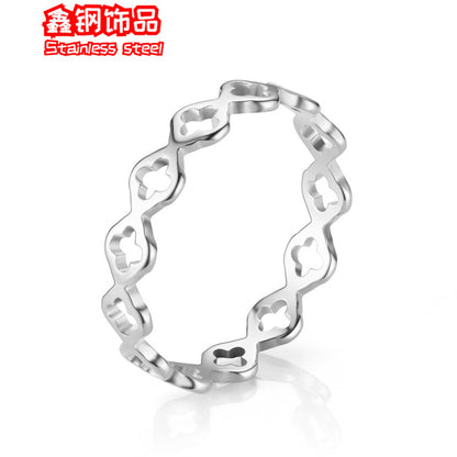 in stock Titanium Steel Ring Women's Design Diamond Sense Niche Light Luxury Style Four-leaf Clover Women's Color-free Exquisite