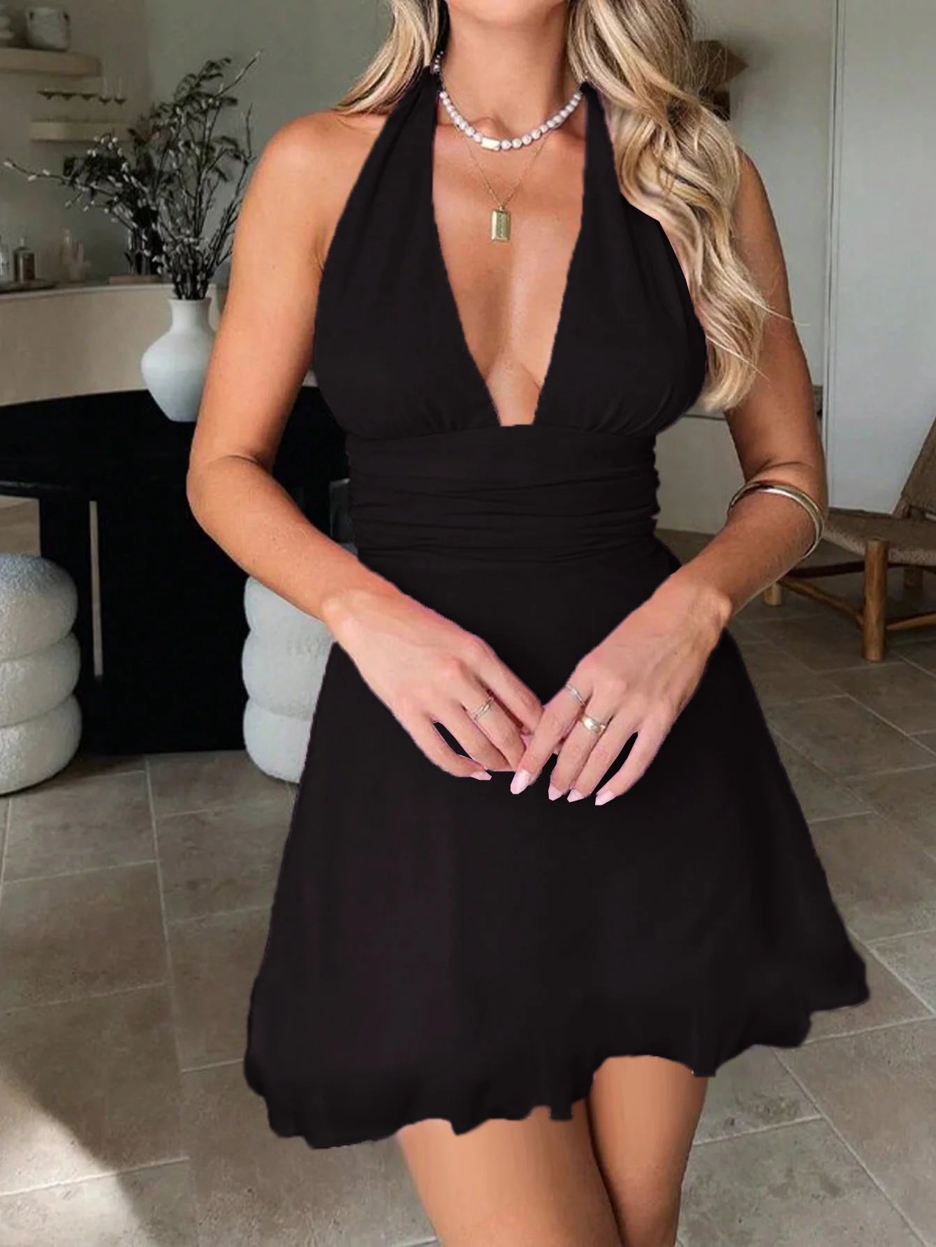 Women's Solid Color Deep V Neck Halter NeckDress, Fashion Casual Sleeveless Mini Dress forDaily Outdoor Wear, Ladies Dress for S.