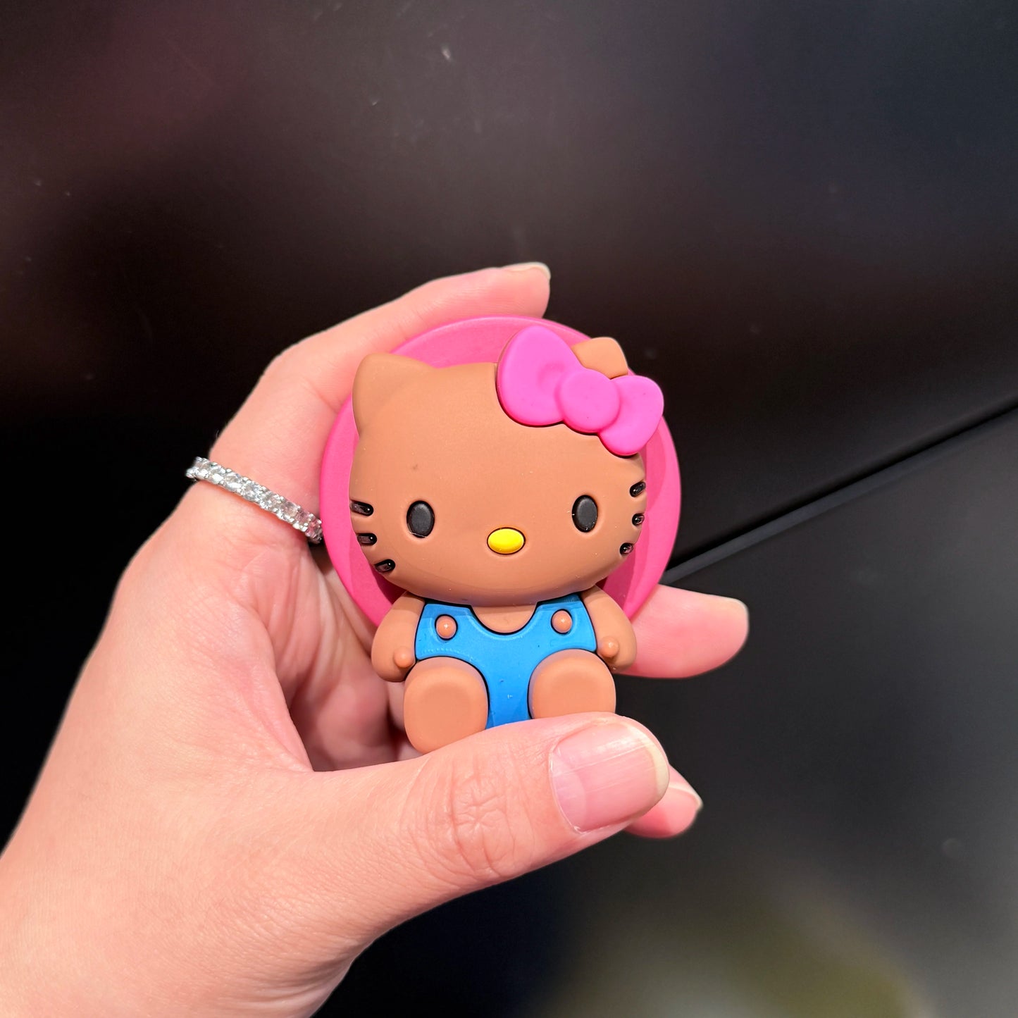 Sanrio For Hello Kitty Silicone Gel Suction Magnet Mobile Phone Holder Convenient Practical Shell Bracket Or Smartphone Cartoon