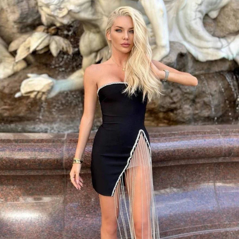 New Black Color Women Sexy Off The Shoulder Bodycon Mini Dress Diamond Chain Bandage Fashion Nightclub Party Dress