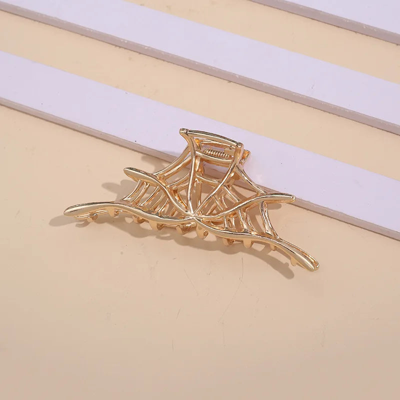 New Spider Web Metal Hair Crab Alloy Halloween Hair Claw Clips Hairgrip Hairpin Barrette Clamps Party Hair Accessories