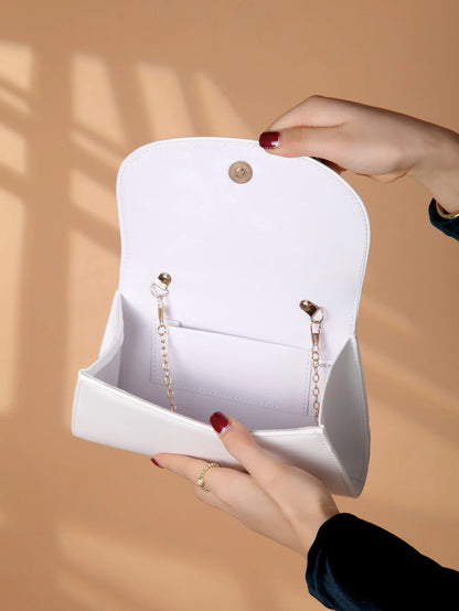 Elegant light luxury solid color women's handbag, fashionable and romantic banquet clutch, suitable for women's daily use..
