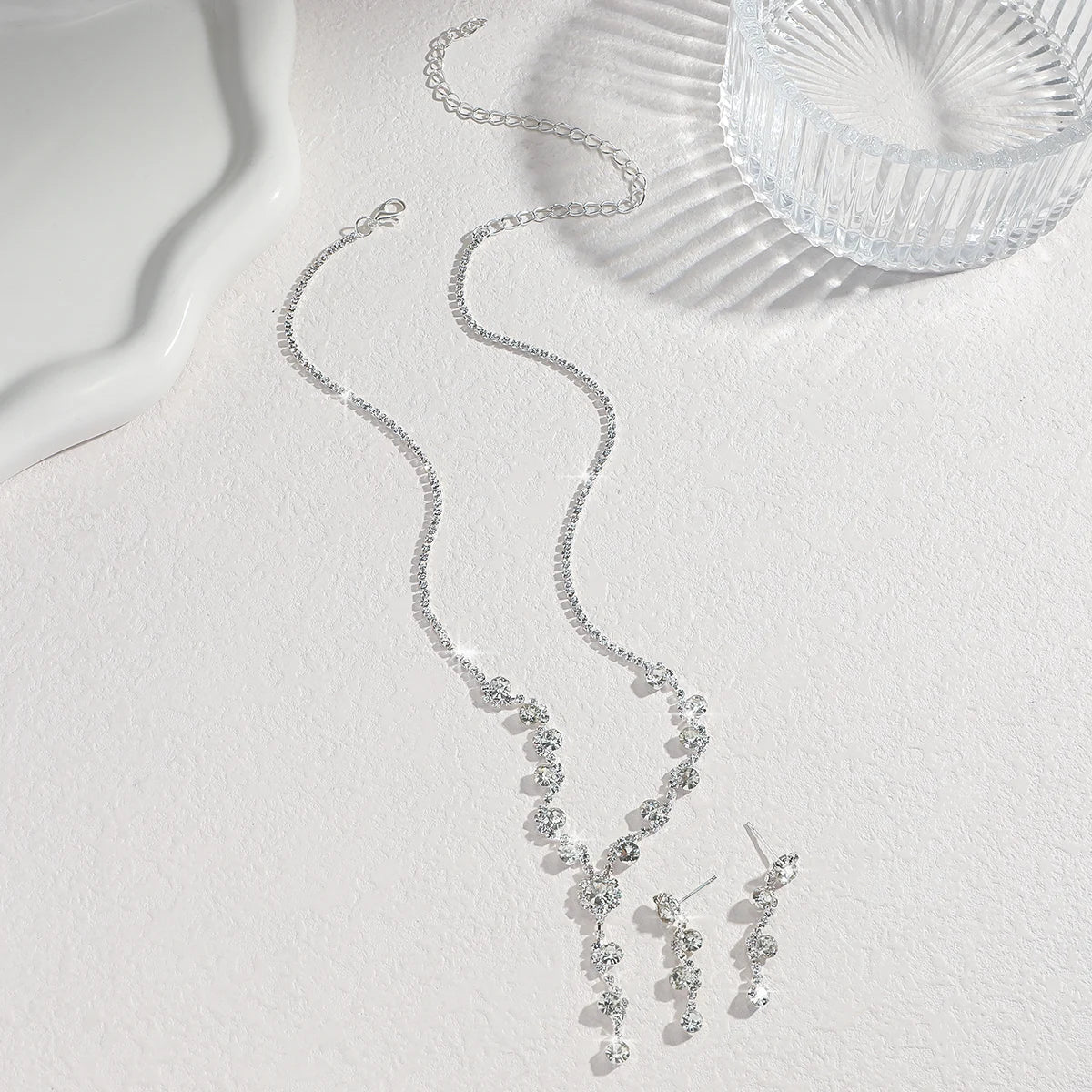 European and American Cross-Border Rhinestone Earrings and Necklace Set, Light Luxury Style, Fashionable Pendant, Clavicle Chain, High-End Jewelry for Women