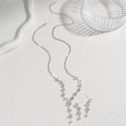 European and American Cross-Border Rhinestone Earrings and Necklace Set, Light Luxury Style, Fashionable Pendant, Clavicle Chain, High-End Jewelry for Women