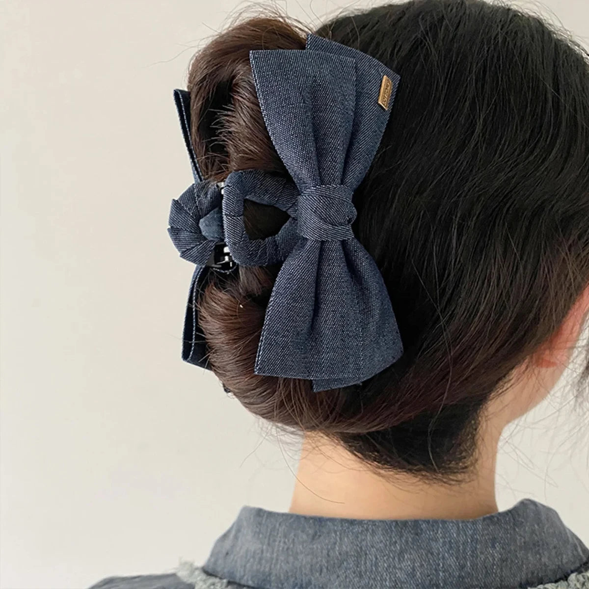 1PC Denim Fabric Hair Clip Bow Clip, Women's Elegance Back of the Head Updo Grip Clip Elegant Shark Clip Hairpin Headpiece
